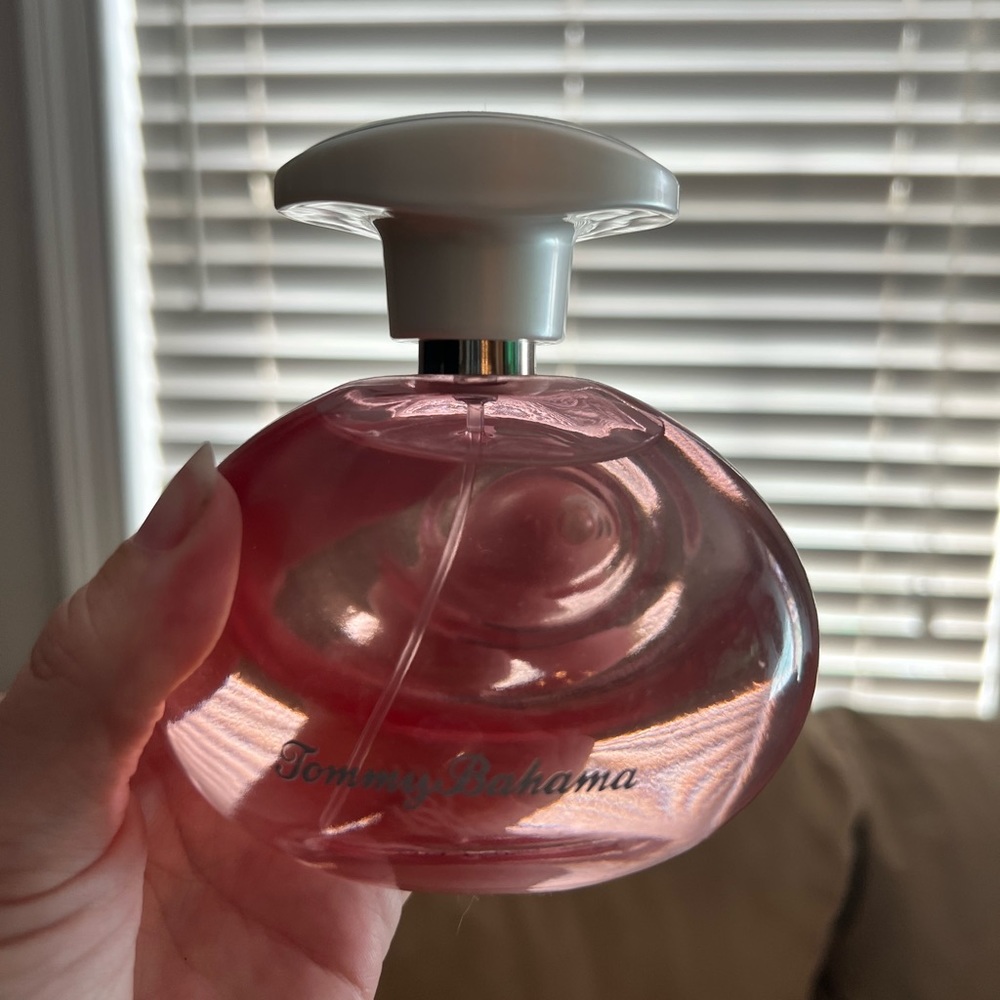 Tommy bahama perfume
